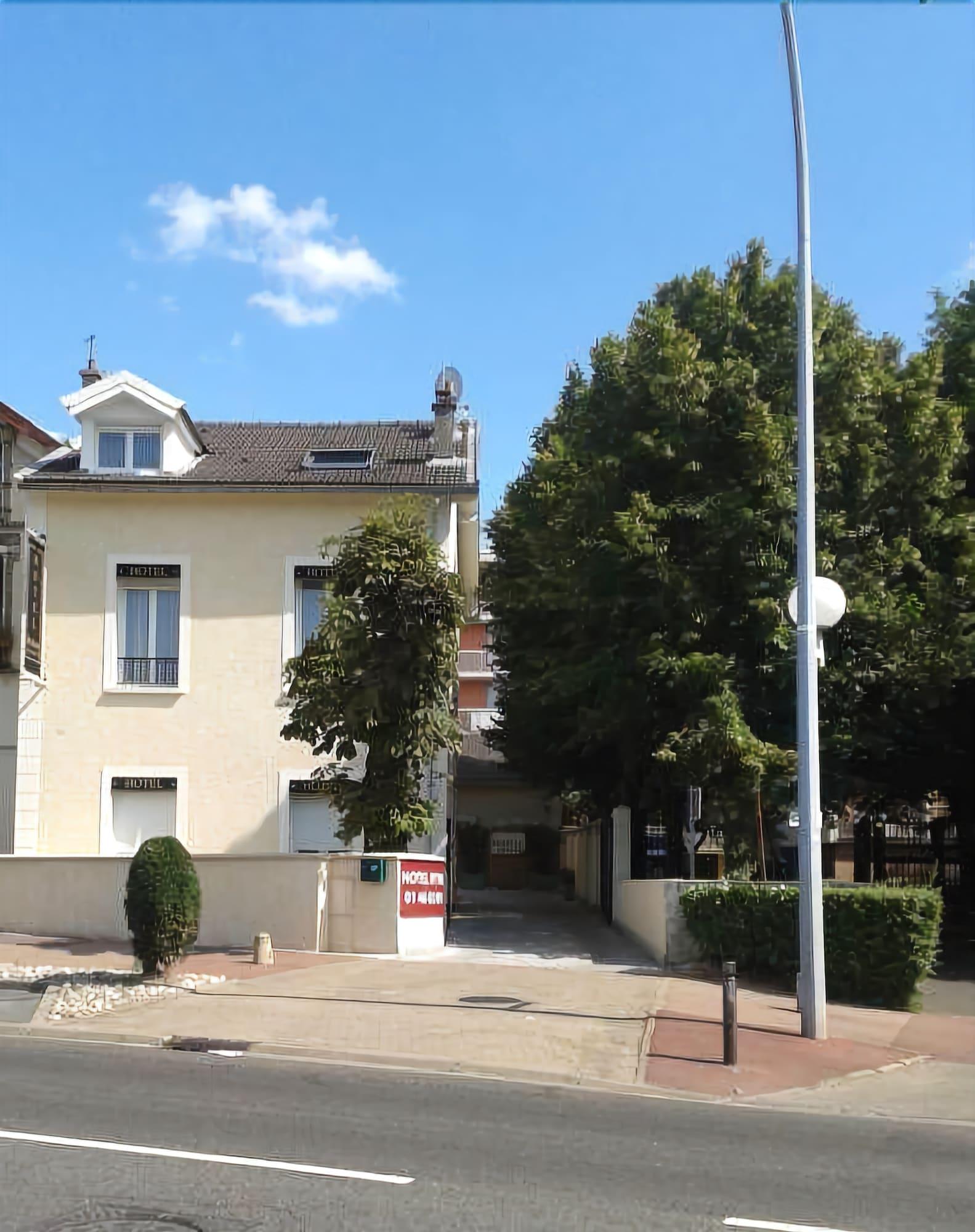 Hotel Rythme Saint-Cloud Exteriör bild
